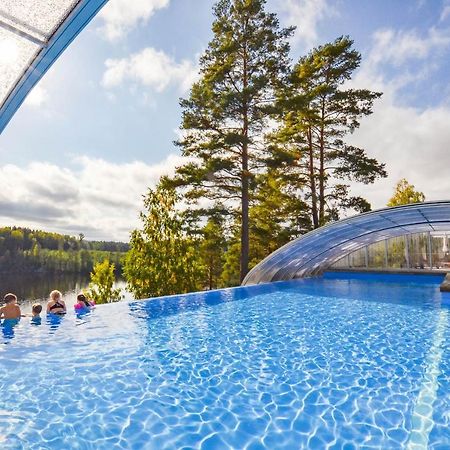 Arjaeng Camping & Stugor Sommarvik מראה חיצוני תמונה
