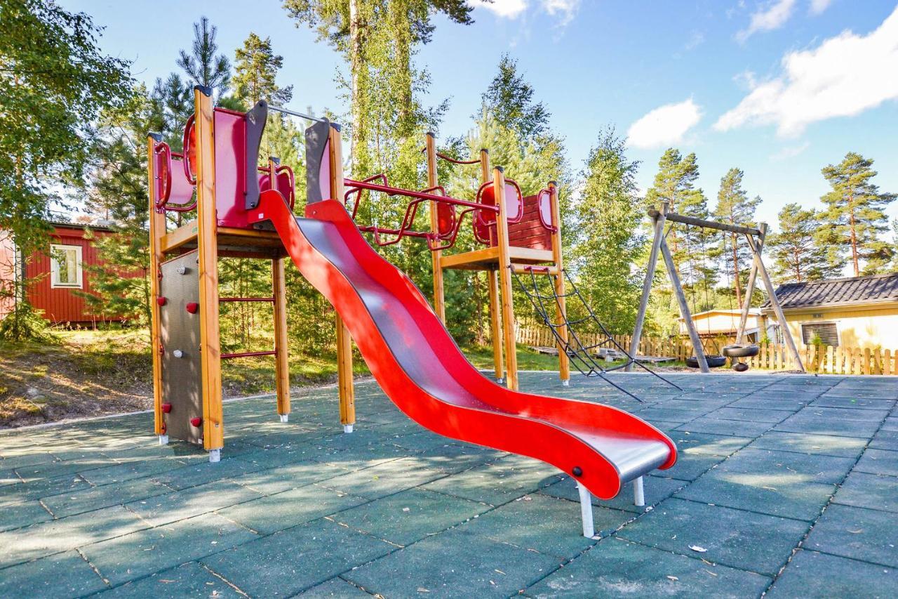 Arjaeng Camping & Stugor Sommarvik מראה חיצוני תמונה